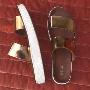 MIA sandals